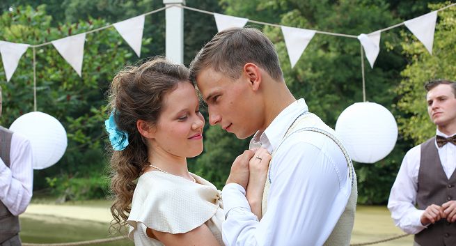 „Wojenne dziewczyny” straciły 750 tys. widzów, ale TVP1 zachowuje pozycję lidera