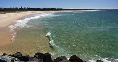 Australia. Zamknięto 20-kilometrowy odcinek plaży po śmiertelnym ataku rekina