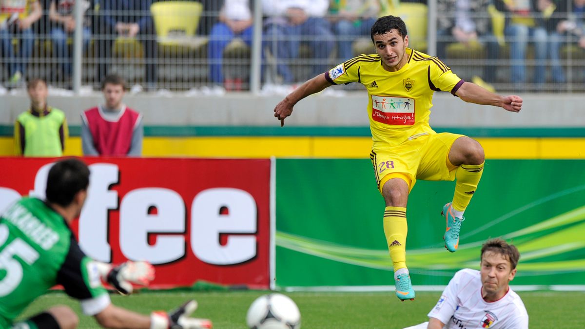 Getty Images / Epsilon / Stringer / Na zdjęciu: Serder Serderow (w górze)