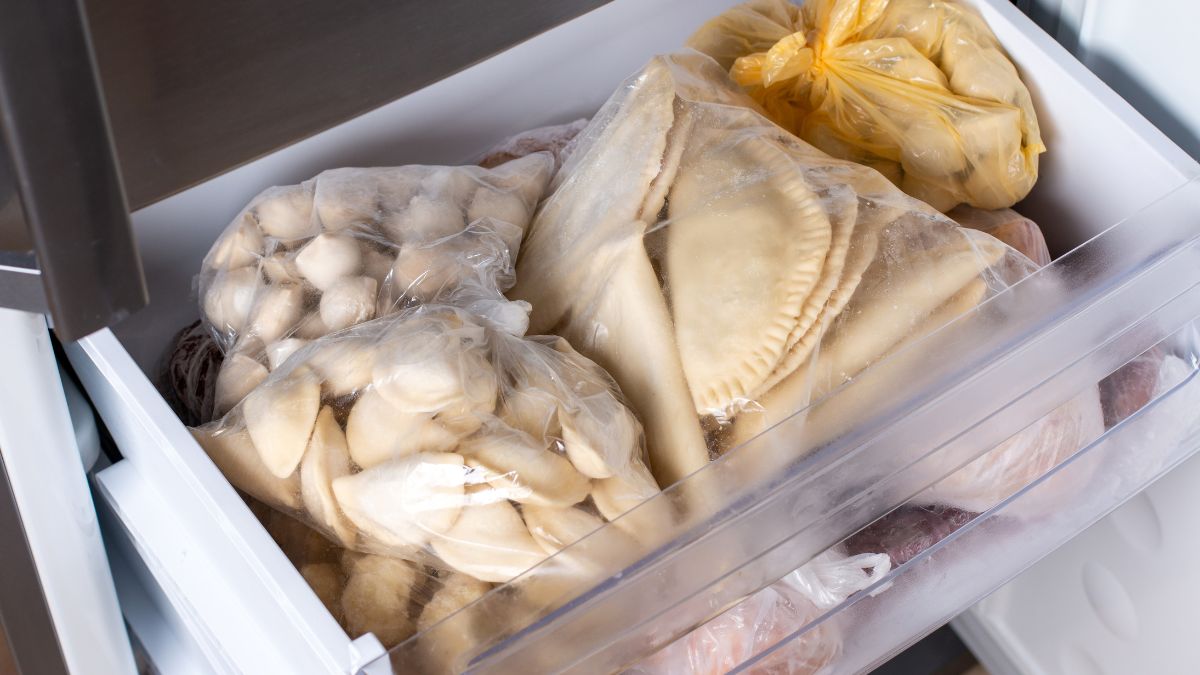 Pierogi mrozić surowe czy gotowane? Oto jest pytanie!