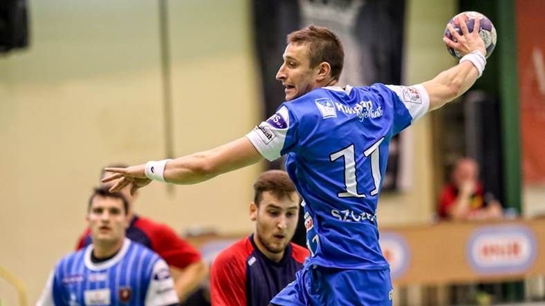 WP SportoweFakty / KRZYSZTOF BETNEROWICZ / Na zdjęciu: Grzegorz Szczepański w akcji