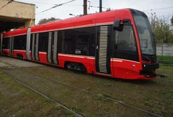 Śląskie. Pierwszy z ośmiu tramwajów dotarł do Katowic