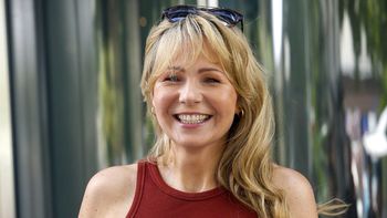 Córki Anny Guzik poszły do komunii! Aktorka pochwaliła się fotografią BLIŹNIACZEK prosto z kościoła (FOTO)