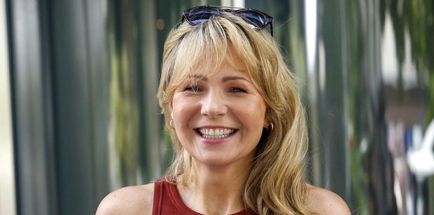 Córki Anny Guzik poszły do komunii! Aktorka pochwaliła się fotografią BLIŹNIACZEK prosto z kościoła (FOTO)