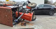 Starachowice: Mercedes uderzył w ciągnik. Ursus przewrócił się na bok