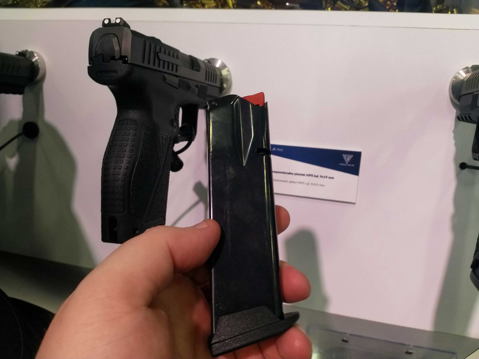 Nowy pistolet Fabryki Broni MPS korzysta z dedykowanych magazynków.