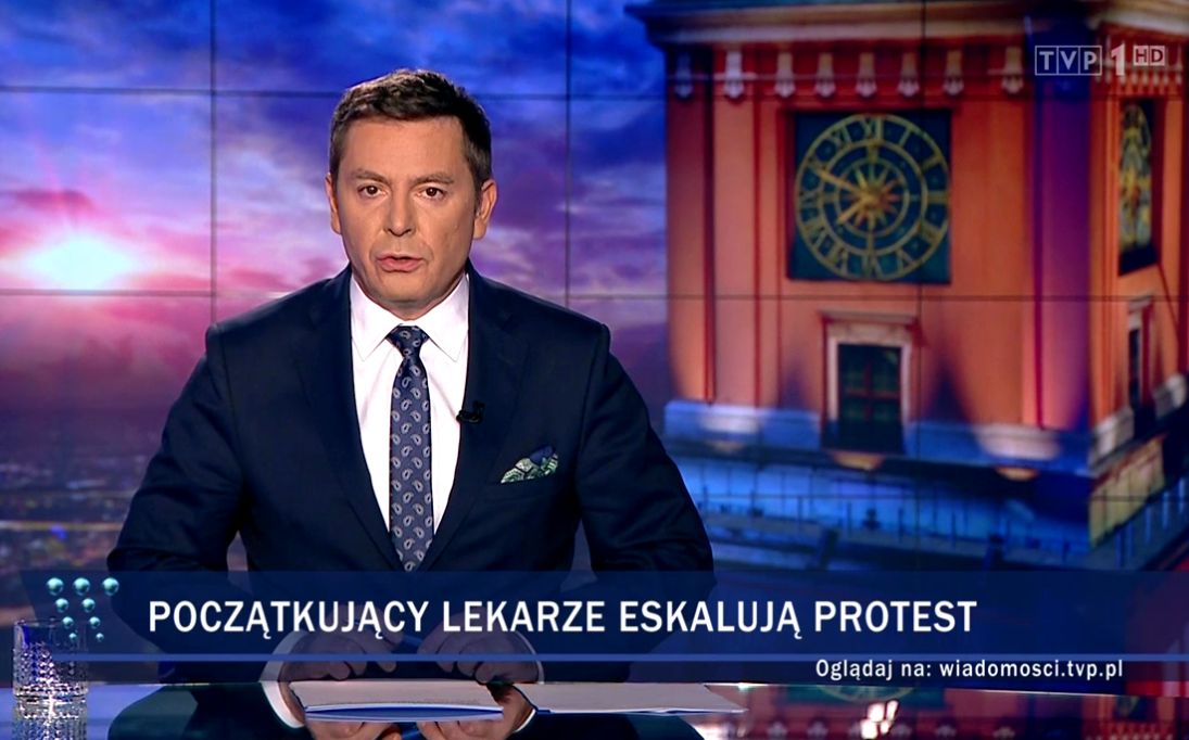 "Wiadomości" TVP nadal atakują lekarzy rezydentów. I tych, którzy ich wspierają