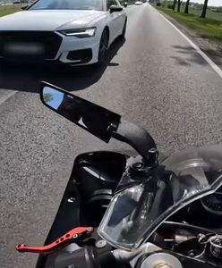 Brawurowa jazda na drodze krajowej nr 15. Kierowca Audi wyprzedzał "na trzeciego"