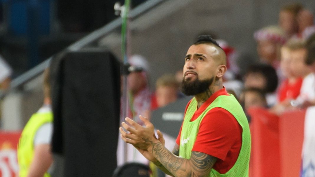 Zdjęcie okładkowe artykułu: PAP / Jakub Kaczmarczyk / Na zdjęciu: Arturo Vidal