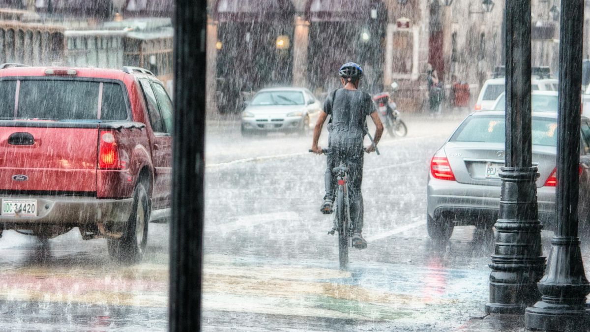 Ciepło i burzowo. Pogoda podzieli Polskę w najbliższych dniach