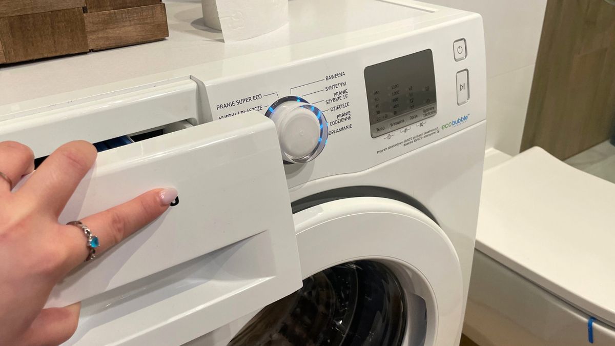 Otwórz szufladkę w pralce