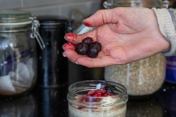 Najlepsze śniadanie według neurologów. Działa jak "paliwo dla mózgu"
