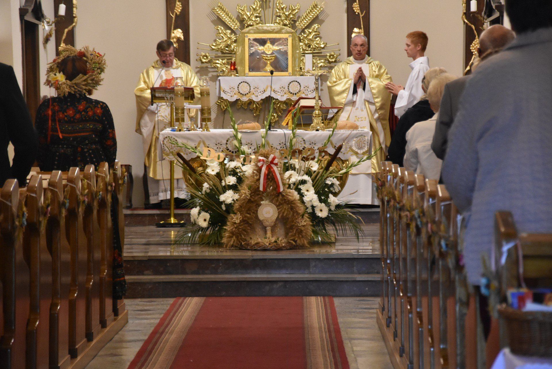 Msza dożynkowa w kościele w Srebrnej Górze