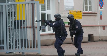 Antyterroryści się pomylili. Weszli do złego mieszkania