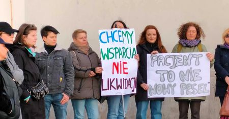 Zamknięto przychodnię. "Pacjenci znów są na ostatnim miejscu"