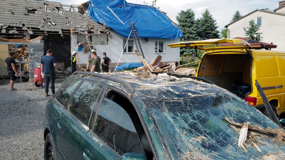 Kaniów. Trąba powietrzna przeszła przez wieś, trwa szacowanie szkód