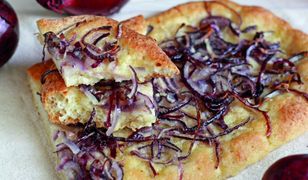 Focaccia z cebulą