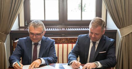 Wrocław. Łukasiewicz-PORT i Uniwersytet Wrocławski wykształcą nowe pokolenie naukowców. Porozumienie podpisane
