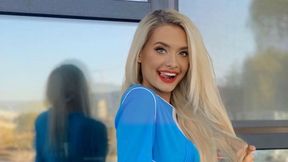 Jej nie odmówi nikt. Piękna dziennikarka pracuje w telewizji słynnego klubu