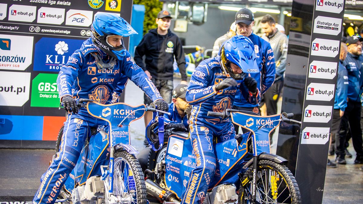 WP SportoweFakty / Tomasz Jocz / Na zdjęciu od lewej strony: Oskar Paluch i Szymon Woźniak