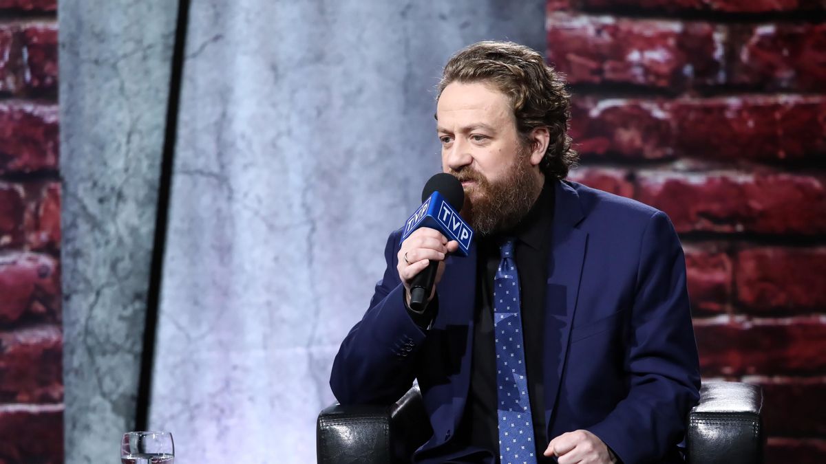 Warszawa, 29.11.2021. Członek zarządu TVP Mateusz Matyszkowicz podczas briefingu prasowego nt. projektu "Paszporty Wolności" w siedzibie Telewizji Polskiej w Warszawie, 29 bm. (tg/awol) PAP/Tomasz Gzell 
