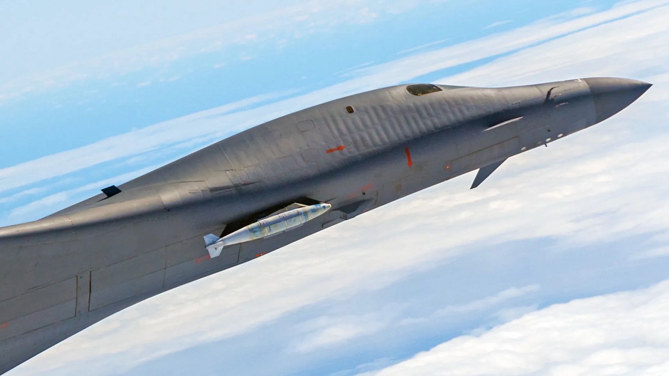 Bombowiec B-1B lancer z pylonem LAM
