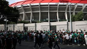 Było osiem godzin do inauguracji mundialu. Pod stadionem ustawiły się tłumy