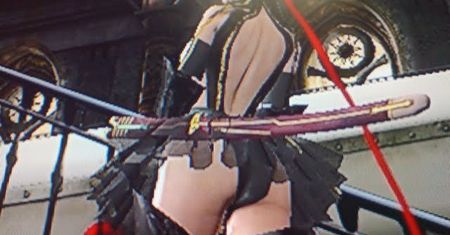 Bayonetta: nagie plakaty, nowe kostiumy i wzruszający trailer