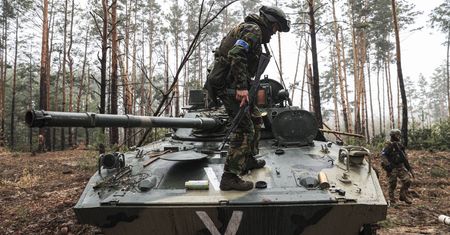 Wojna w Ukrainie. Ukraińska armia zdobyła na Rosjanach przeszło tysiąc maszyn [RELACJA NA ŻYWO]