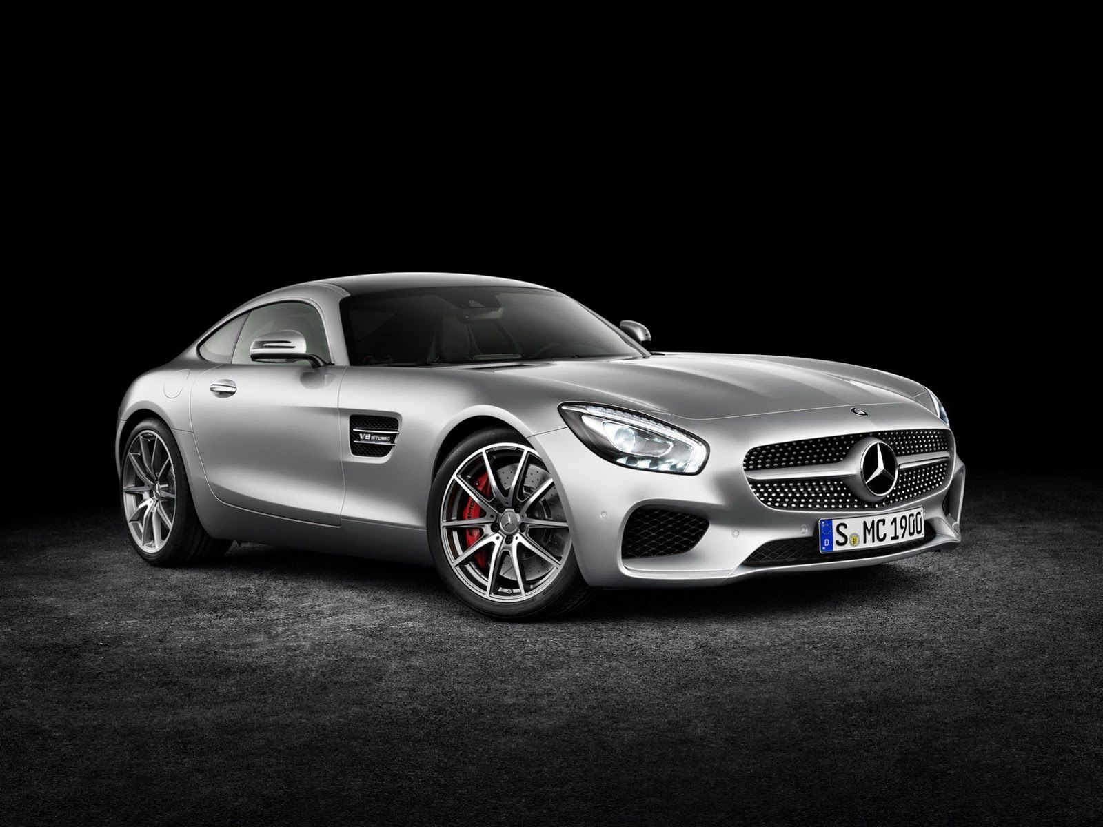 Mercedes-AMG GT na ponad 180 zdjęciach! 136