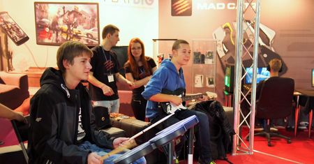 [PGA] Mad Catz stawia na rockowe granie i konfigurowalne myszy