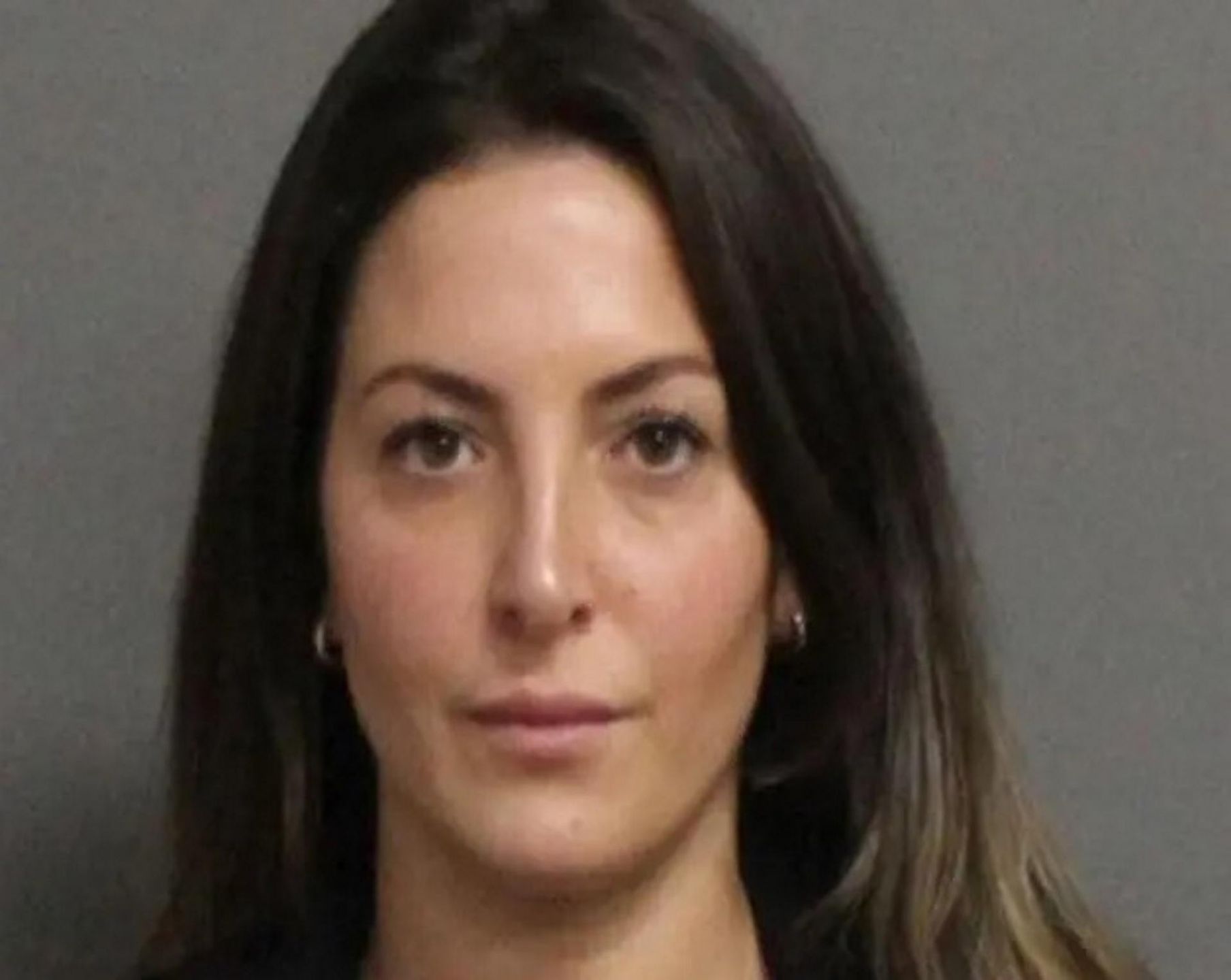 Pracownica szkoły oskarżona o rozsyłanie nagich zdjęć