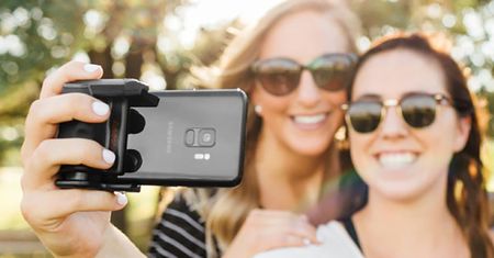 Adonit PhotoGrip - fotografuj smartfonem wygodnie