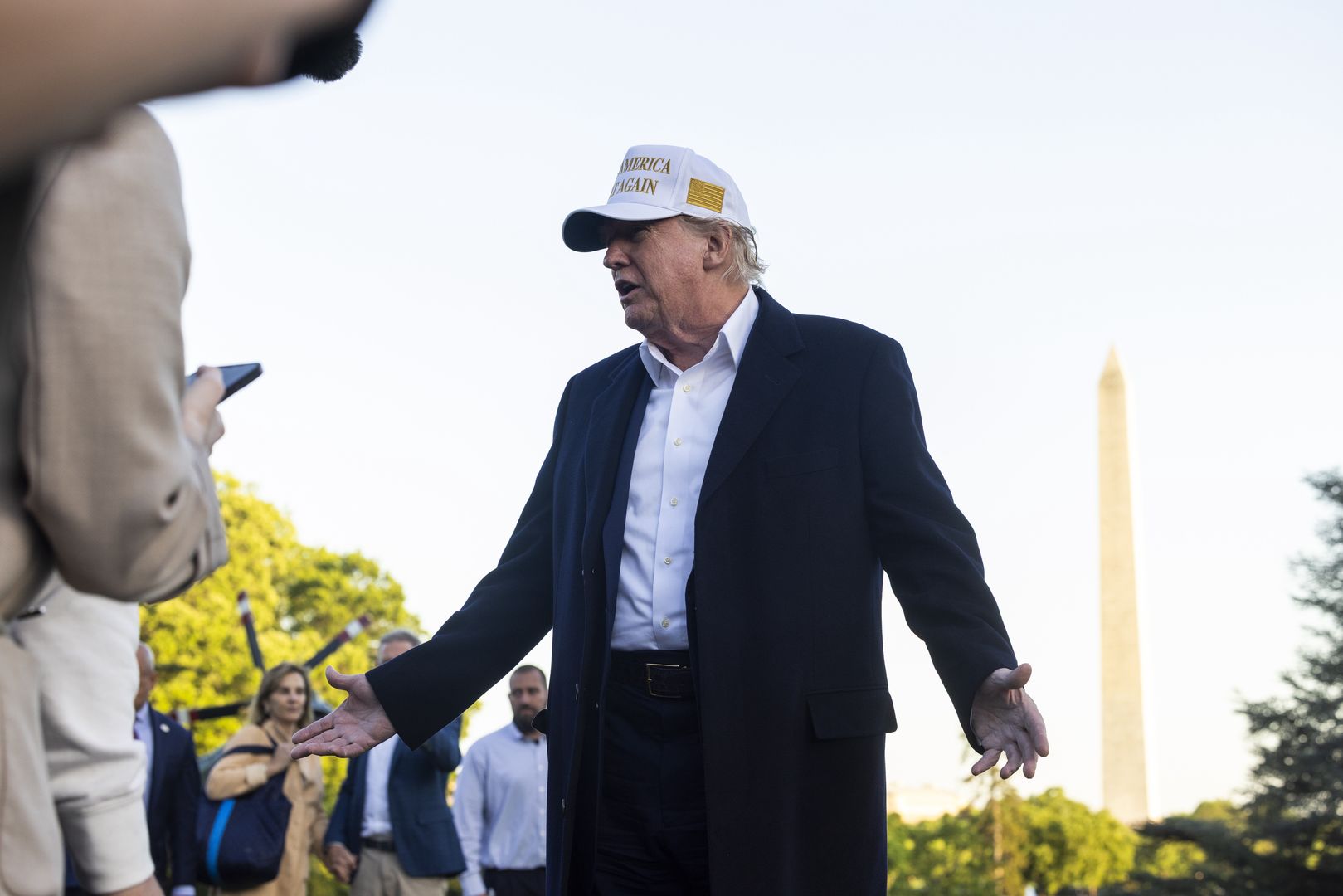 Donald Trump w rozmowie z dziennikarzami