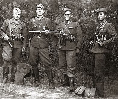 Żołnierze Wyklęci - duma czy powód do wstydu? Historia nie jest czarno-biała