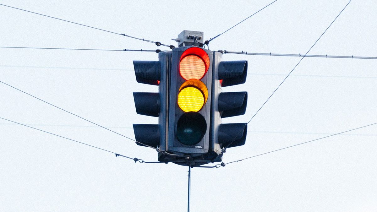 Naukowcy chcą, by sygnalizacja świetlna została rozbudowana.