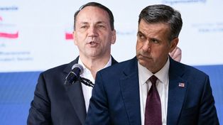 Szef CIA w Moskwie. Sikorski grzmi: Przyspieszmy przygotowania obronne