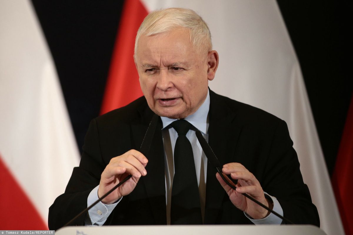 Kaczyński komentuje wyrok ws. przeprosin dla Sikorskiego. "Rzecz skandaliczna"