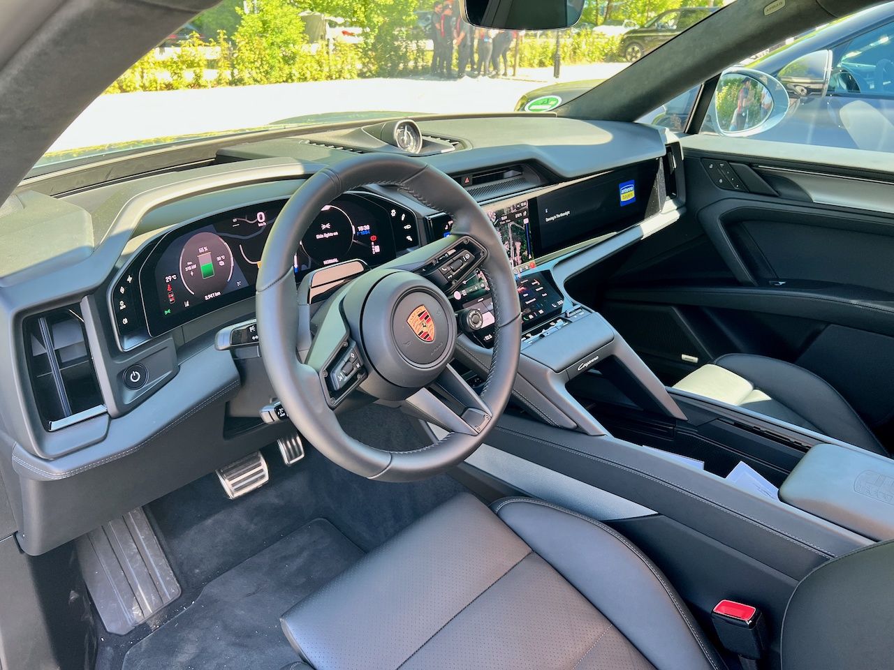 Kokpit Porsche Cayenne S Coupe Electric