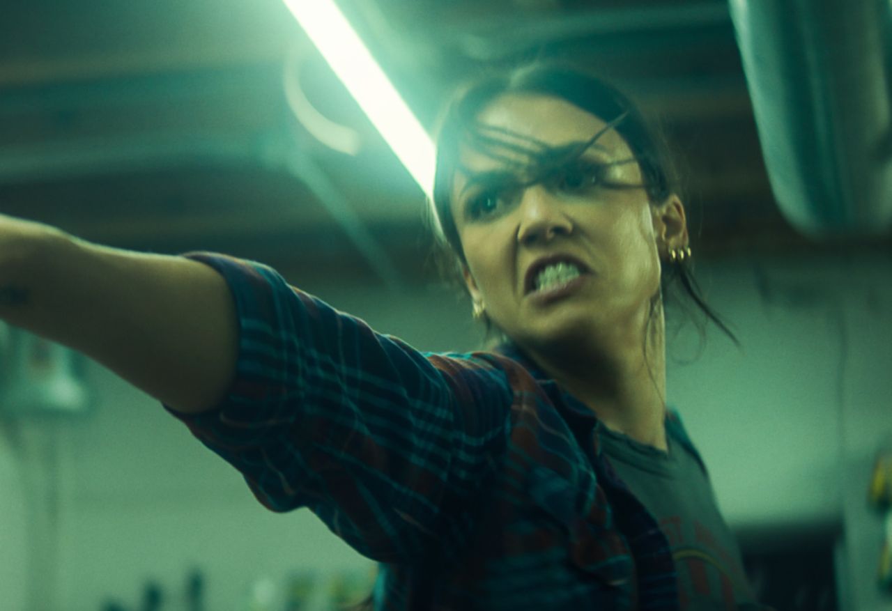 Jessica Alba returns to action in Netflix's "Trigger Warning"