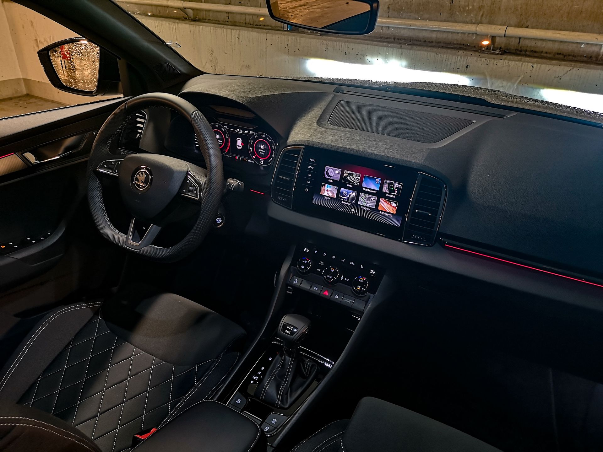 Skoda Karoq: Adaptacyjne zawieszenie, audio Canton i (prawie) zdalny dostęp do auta 20