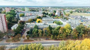 Ponad 5,6 mln zł na modernizację III LO w Płocku. Prace wyprzedzają harmonogram