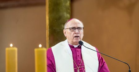Strajk Kobiet. Groził protestującym bronią. Parafianie nie chcą księdza
