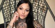 Tatuaże pokrywają jej całe ciało. Pokazała, jakby wyglądała bez nich