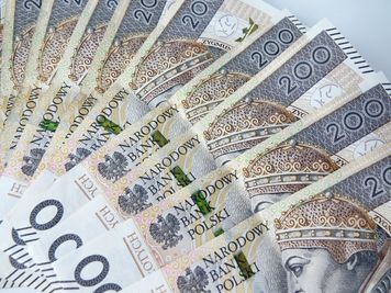 Obnażył się przed kamerką. Szybko tego pożałował. Stracił dużą kasę