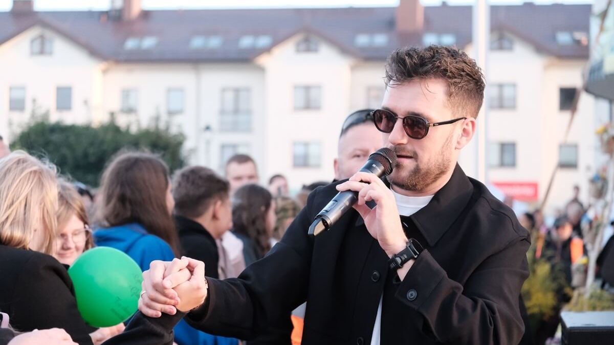 Koncert zespołu Defis na Dożynkach Gminy Głusk w Dominowie