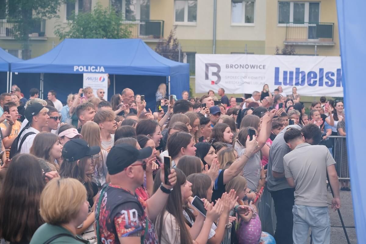 publiczność na Lubelskich Bronowickich Kulturaliach