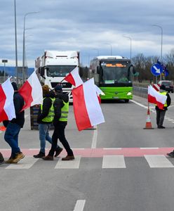 Wjechał autem w protestujących rolników. Są poszkodowani