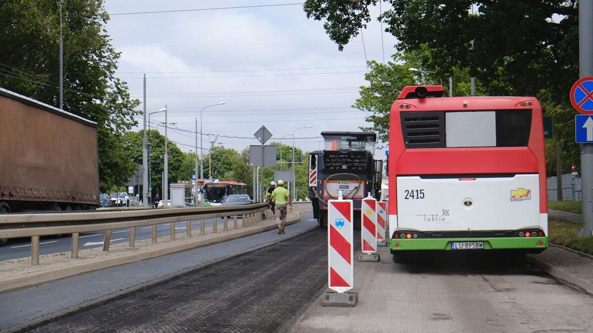 Zwężenie i frezowanie nawierzchni jedni al. Kraśnickiej