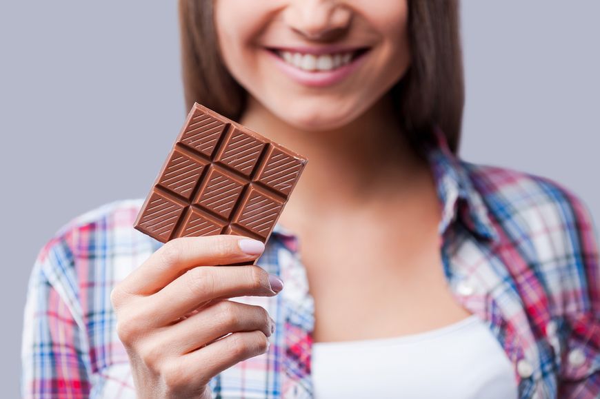 Ile możemy dziennie jeść czekolady, aby sobie nie zaszkodzić? Czy jest miejsce dla niej w diecie osoby odchudzającej się?